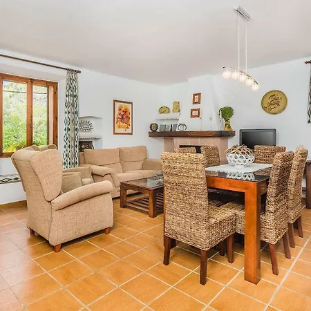 Pau By Sunvillas Mallorca Pollenca